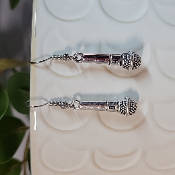 Jewelry - 🔥LAST PAIR🔥 Microphone Charm Drop Earrings